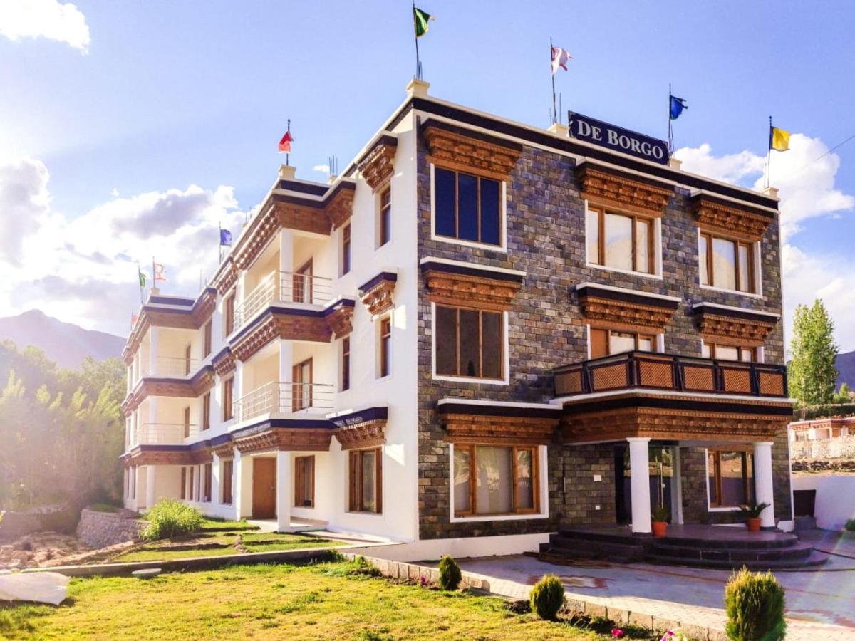 Hotel De Borgo Лех Экстерьер фото