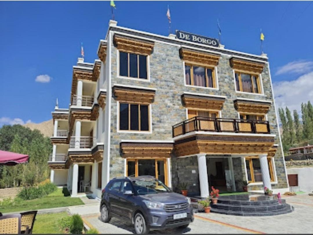 Hotel De Borgo Лех Экстерьер фото